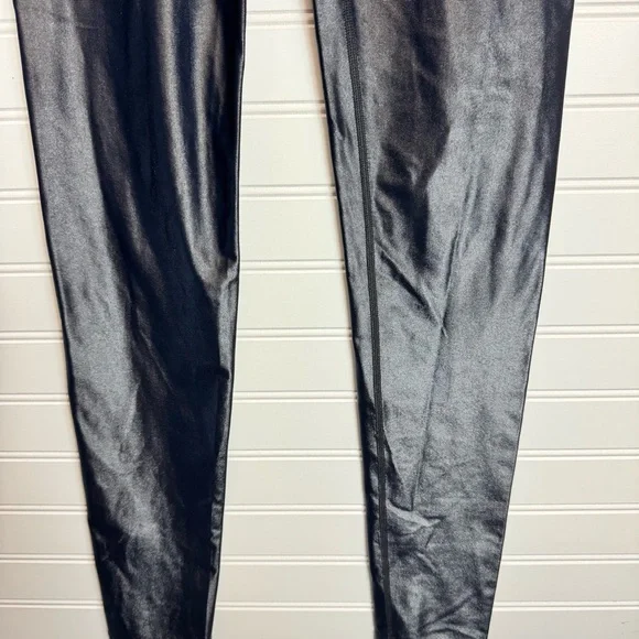 Carbon38 Takara Shine Leggings Womens S Black Gloss Crop High Waist Activewear - Picture 4 of 11